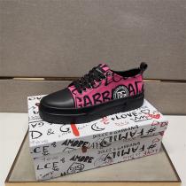 ドルチェ＆ガッバーナ 偽物 スニーカー ブラック イエローコントラスト DGロゴ 手書き風文字 Dolce&Gabbana