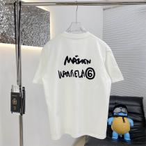 メゾン マルジェラ 偽物 Tシャツ シンプルロゴ MM6 ブランド名筆記体 Maison Margiela