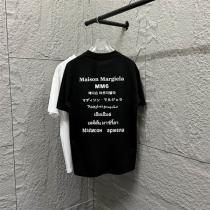 Maison Margiela 偽物 Tシャツ クリーンホワイト ロゴ MM6 ブランド名多言語 メゾン マルジェラ
