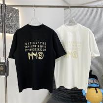 メゾン マルジェラ コピー Tシャツ 数字グラフィック ゴールドプリント MM6 Maison Margiela