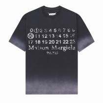 メゾン マルジェラ コピー Tシャツ ダークグレー アートグラフィック 数字重なり Maison Margiela