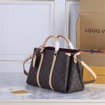 LOUIS VUITTON コピー ショルダーバッグ モノグラム 高級感 機能性を兼ね備えた 一品 ルイヴィトン 