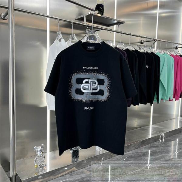 BALENCIAGA スーパーコピー Tシャツ アイコニック BBロゴ シンプル 存在感 洗練 デザイン バレンシアガ
