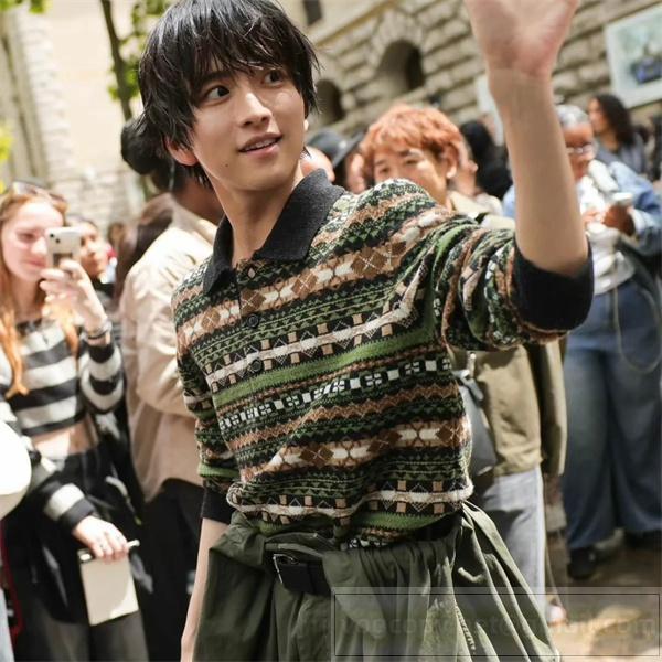 ロエベ スーパーコピー セーター フェアアイル模様 ブラウン グリーン ベージュ ロゴ LOEWE　