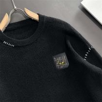 FENDI 偽物 セーター ロゴ刺繍 ブラック＆グレー シンプルデザイン フェンデイ