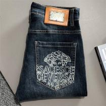 VERSACE コピー ジーンズ ウォッシュドデニム ロゴプリント ディオール