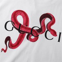 Gucc1 偽物 Tシャツ ヘビデザイン ロゴ絡み グラフィックデザイン Gucc1