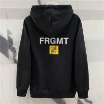 フェンデイ スーパーコピー パーカー ロゴ ドラゴン 遊び心 目を引くデザイン FENDI
