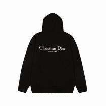 DIOR スーパーコピー パーカー ロゴ刺繍 控えめ シンプル エレガントな雰囲気 ディオール