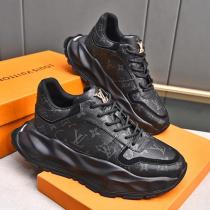 ルイヴィトン コピー スニーカー LVロゴ エンボス加工 ダイナミックソール LOUIS VUITTON