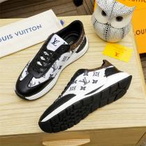 LOUIS VUITTON 偽物 スニーカー ホワイト＆ブラック キャンバス＆レザー ロゴアクセント ルイヴィトン
