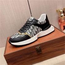 DIOR 偽物 スニーカー ホワイトレザー＆グレーキャンバス ゴールドディテール ディオール