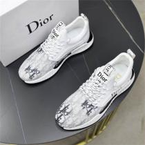 ディオール スーパーコピー スニーカー ホワイト＆グレー ロゴ入り クッション性の高いソール DIOR