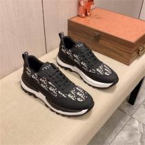 ディオール 偽物 スニーカー グリーンレザー＆モノグラムパターン ロゴアクセント DIOR