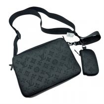LOUIS VUITTON コピー ショルダーバッグ デニム素材 ゴールド金具 CCロゴ ルイヴィトン