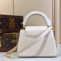 M12751 LOUIS VUITTON スーパーコピー ハンドバッグ ホワイトレザー 金色LVロゴ エレガントデザイン ルイヴィトン
