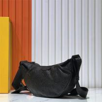 LOUIS VUITTON スーパーコピー ショルダーバッグ ブラックモノグラムエクリプス シンプルデザイン ルイヴィトン