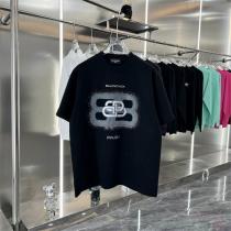BALENCIAGA スーパーコピー Tシャツ アイコニック BBロゴ シンプル 存在感 洗練 デザイン バレンシアガ