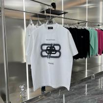 BALENCIAGA スーパーコピー Tシャツ アイコニック BBロゴ シンプル 存在感 洗練 デザイン バレンシアガ