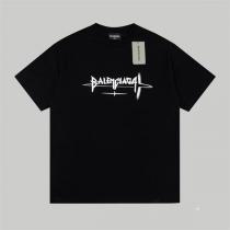 人気 BALENCIAGA 偽物 Tシャツ ゴシック ロゴ 詩的 グラフィック 独特な 詩的な言葉 ゴシック調 バレンシアガ