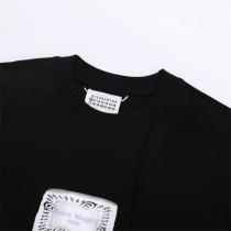 メゾン マルジェラ 偽物 Tシャツ ロゴポケット 不規則カットライン 斜めに シンプル 独創的な Maison Margiela