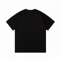 BALENCIAGA スーパーコピー Tシャツ ビットコイン風ロゴ ユニーク レトロ フォント 「B」ロゴ デザイン バレンシアガ