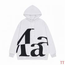 大人気 Maison Margiela 偽物 パーカー 大きな タイポグラフィロゴ 強い 存在感 シンプル メゾン マルジェラ