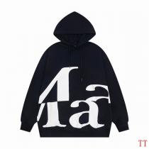 大人気 Maison Margiela 偽物 パーカー 大きな タイポグラフィロゴ 強い 存在感 シンプル メゾン マルジェラ