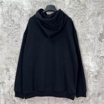 バレンシアガ 偽物 パーカー ローレルリース 「83」数字 高級感 クラシック ローレルリース BALENCIAGA