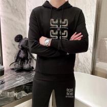 GIVENCHY スーパーコピー ロゴプリント 上下セット ブラック シック モダン カジュアル 高級感 ジバンシィ