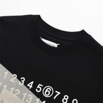 メゾン マルジェラ コピー Tシャツ ブラック グレー 数字 ロゴ テープデザイン Maison Margiela