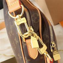 LOUIS VUITTON スーパーコピー ショルダーバッグ モノグラムキャンバス ゴールド金具 ルイヴィトン