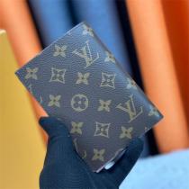 2026限定作 ルイヴィトン 偽物 財布 モノグラム カートゥーン  Vivienne 花柄 ピンク 白 LOUIS VUITTON