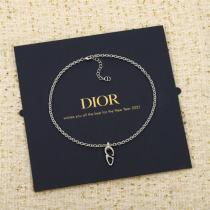 ディオール スーパーコピー ネックレス 高品質 シルバーチェーン ミニマル モダン チャーム DIOR 　