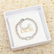 ディオール スーパーコピー ブレスレット シルバーリンク ロゴ チェーン エレガント DIOR 