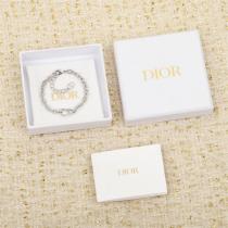 ディオール スーパーコピー ブレスレット シルバーリンク ロゴ チェーン エレガント DIOR 