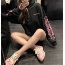 クロムハーツ コピー パーカー MODERA FUTURA ロゴ ピンク装飾 CHROME HEARTS