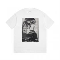 Maison Margiela スーパーコピー Tシャツ マグショット デザイン ロゴ メゾン マルジェラ