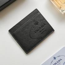 PRADA 偽物 カードケース サフィアーノレザー ブラック ロゴ シンプル 高級感 プラダ 
