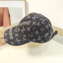SUPREME x LOUIS VUITTON コピー キャップ LVロゴ フラワーパターン コラボ シュプリーム