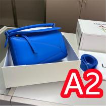ロエベ スーパーコピー ブラックレザーハンドバッグ Anagramロゴ シンプル エレガント LOEWE