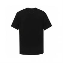 Maison Margiela スーパーコピー Tシャツ 赤スタンプ ロゴ ディストート ブラック ホワイト メゾン マルジェラ