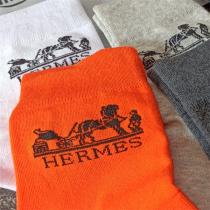 エルメス 偽物 靴下セット ロゴ カラーバリエーション ホワイト HERMES 