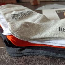 エルメス 偽物 靴下セット ロゴ カラーバリエーション ホワイト HERMES 
