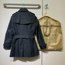 BURBERRY 偽物 トレンチコート ダブルブレスト ベージュ ゴールドボタン バーバリー