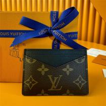 LOUIS VUITTON 偽物 カードケース モノグラム キャンバス シンプル 高級感 ルイヴィトン 