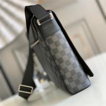 LOUIS VUITTON コピー メッセンジャーバッグ ダミエ グラフィット キャンバス ルイヴィトン