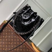 ルイヴィトン スーパーコピー バケットバッグ モノグラム ヌバックレザー チェーン LOUIS VUITTON 