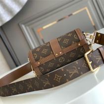 ルイヴィトン 偽物 ショルダーバッグ モノグラム ゴールド金具 チェーンストラップ LOUIS VUITTON 