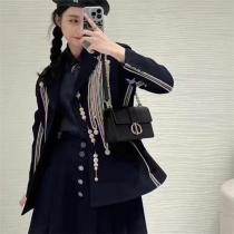 DIOR コピー ハンドバッグ ブラックレザー ゴールドロゴ ショルダーストラップ ディオール